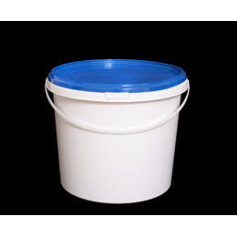 Ведро 5,6 л пластиковое с крышкой и ручкой